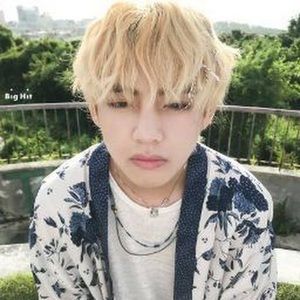 Meet your Posher, Leslie